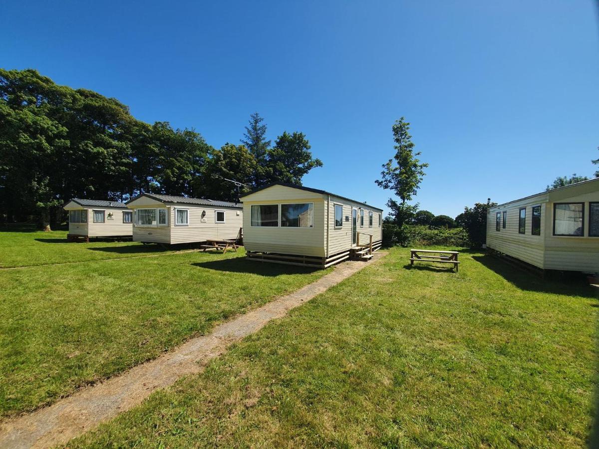 Вилла Blackmoor Farm - Caravan 3 Ludchurch Экстерьер фото